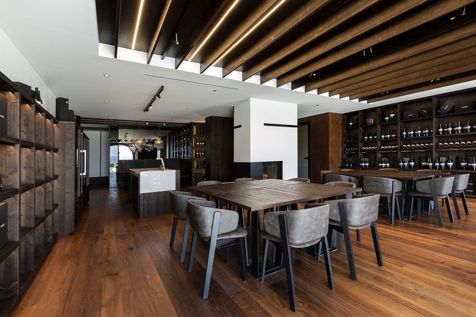 Canus_Interni-005 Canus, tra vino e design